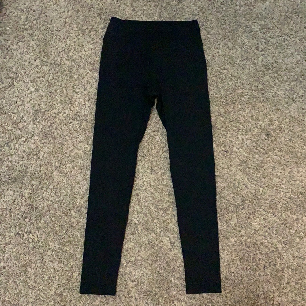 black leggings